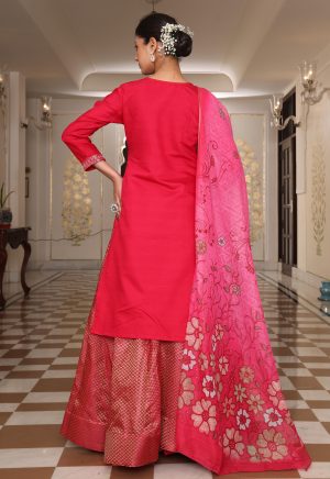 Wonderful Pink Cotton Silk Kurti with Elegant Embroidery & Floral Work - Image 6