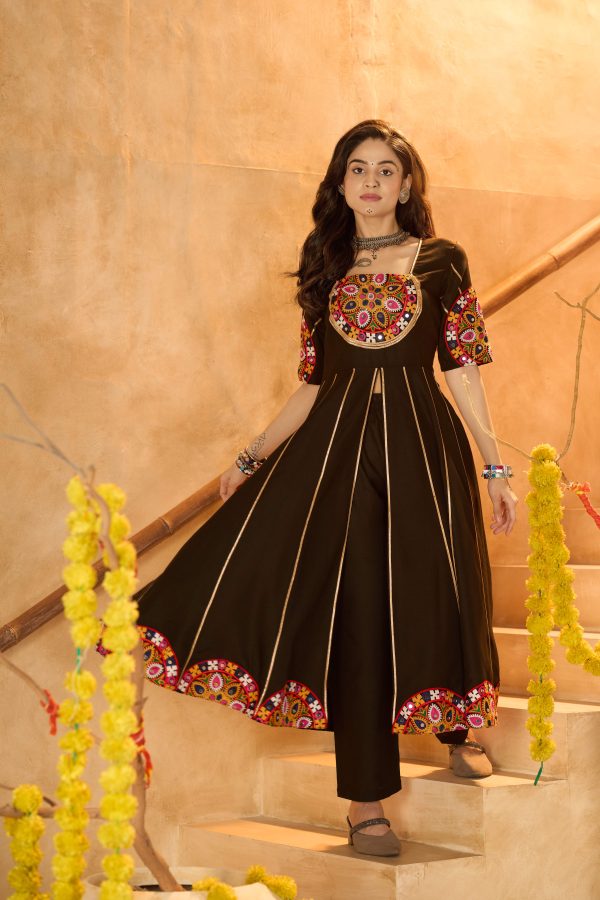 Kutchi embroidered